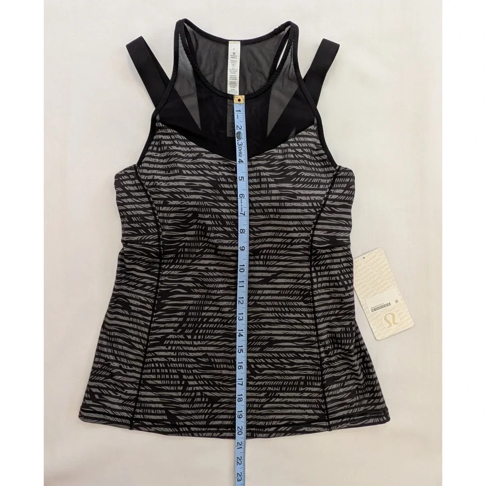 Lululemon Running In The City Tank Top Mesh Built-In Bra Black Women's 6 - NWT